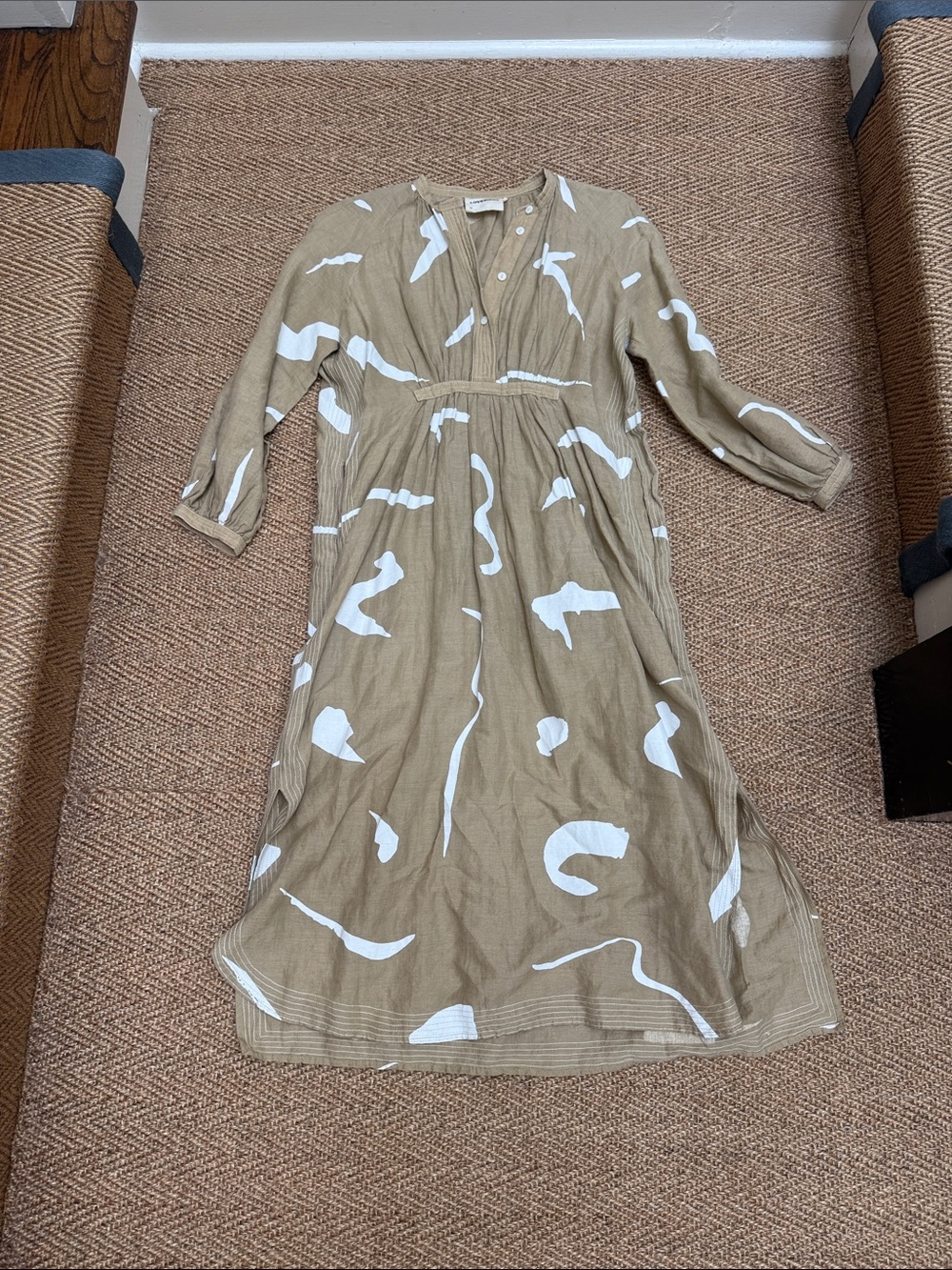 Relaxed Tan Midi Dress with White Abstract Print
